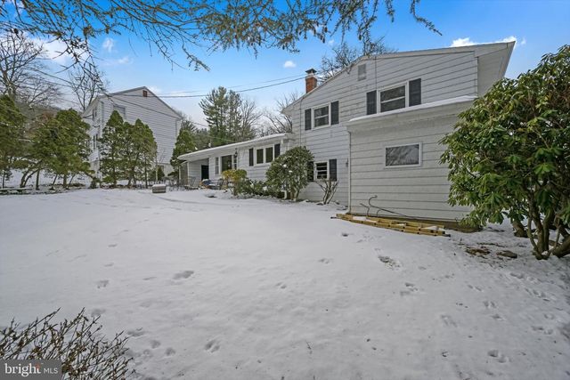 114 S 25TH ST, Pottsville, PA 17901