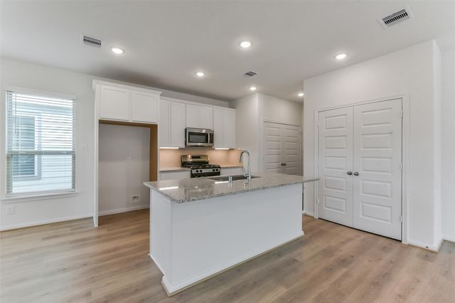 4214 Freeboard Lane, Houston, TX 77053