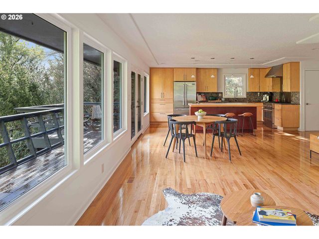 3321 Sw FAIRMOUNT Blvd, Portland, OR 97239