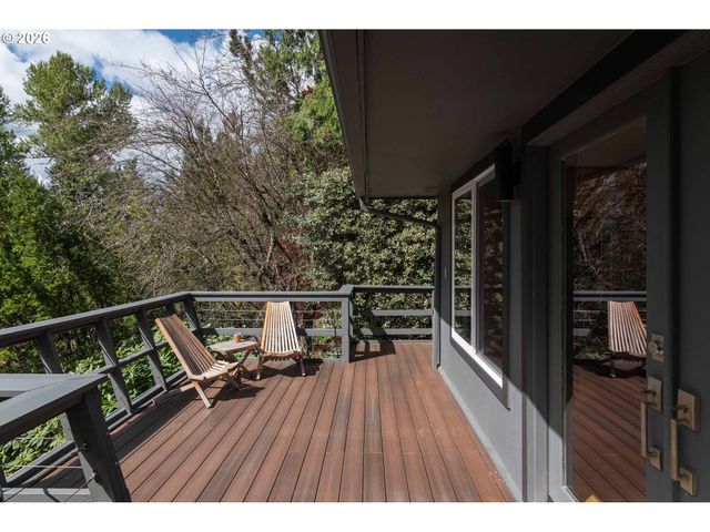 3321 Sw FAIRMOUNT Blvd, Portland, OR 97239