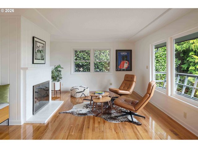 3321 Sw FAIRMOUNT Blvd, Portland, OR 97239