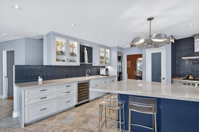 1407 44th St, Sacramento, CA 95819