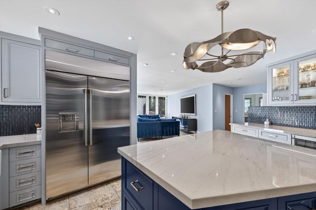 1407 44th St, Sacramento, CA 95819