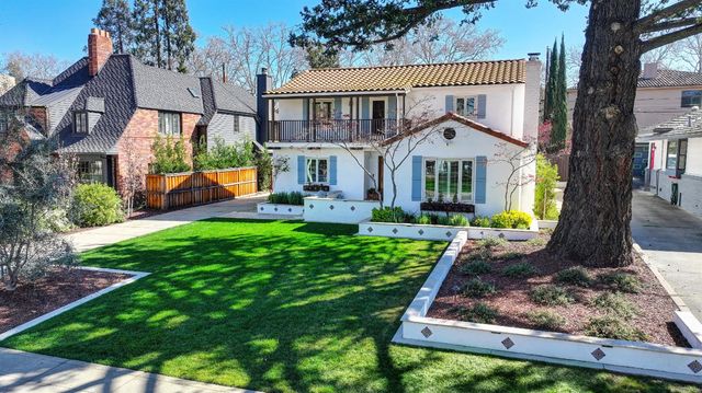 1407 44th St, Sacramento, CA 95819