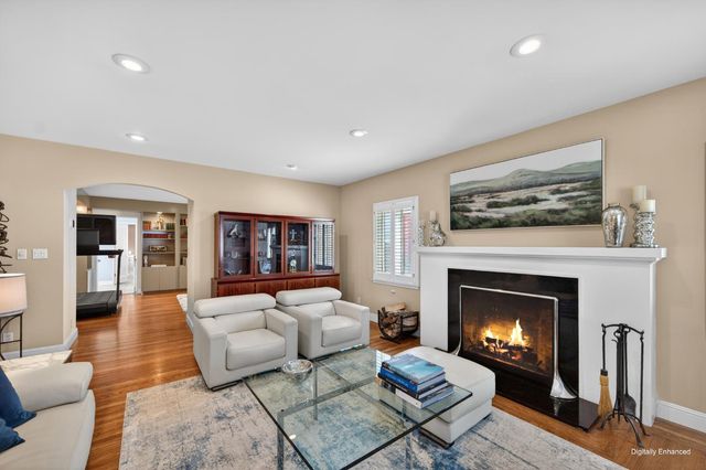 1407 44th St, Sacramento, CA 95819