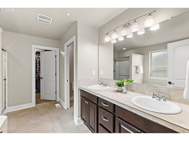 10866 Sw LISBON St, Wilsonville, OR 97070