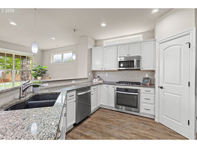 10866 Sw LISBON St, Wilsonville, OR 97070