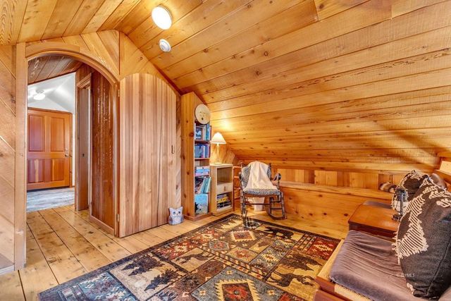 52980 Overlook Drive, Idyllwild, CA 92549