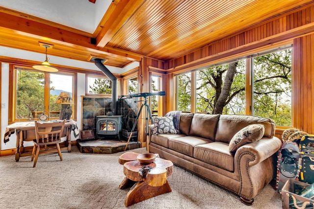 52980 Overlook Drive, Idyllwild, CA 92549