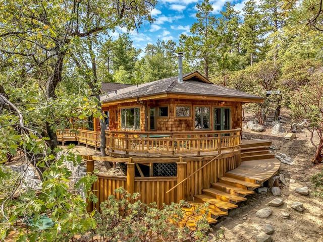 52980 Overlook Drive, Idyllwild, CA 92549