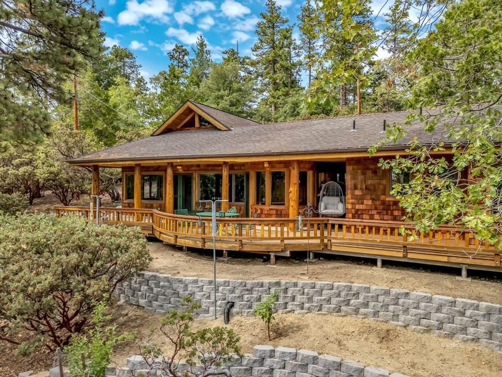 52980 Overlook Drive, Idyllwild, CA 92549