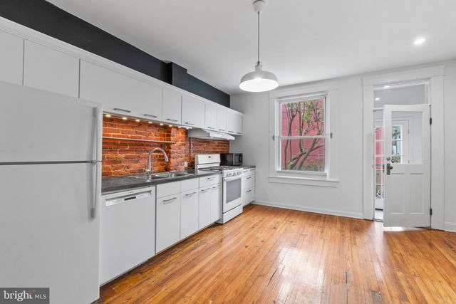 2915 HUNTINGDON AVE, Baltimore, MD 21211
