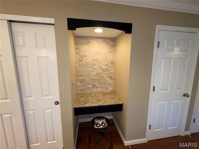 400 Hunters Crossing Court, Wildwood, MO 63040