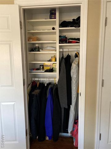 400 Hunters Crossing Court, Wildwood, MO 63040