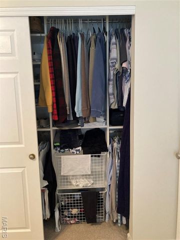 400 Hunters Crossing Court, Wildwood, MO 63040