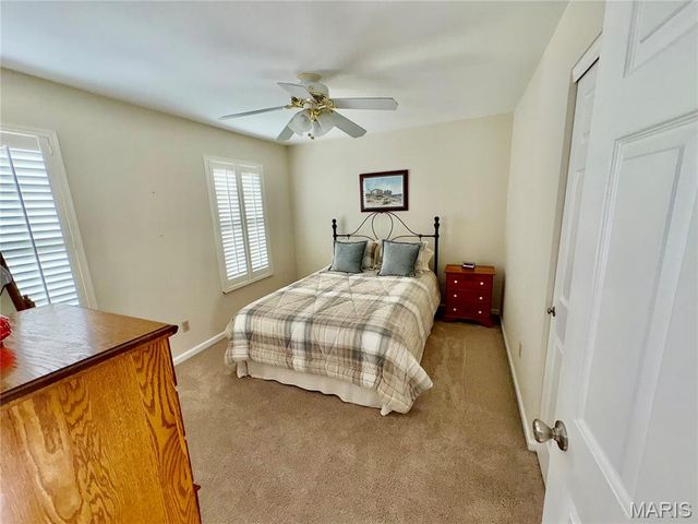 400 Hunters Crossing Court, Wildwood, MO 63040