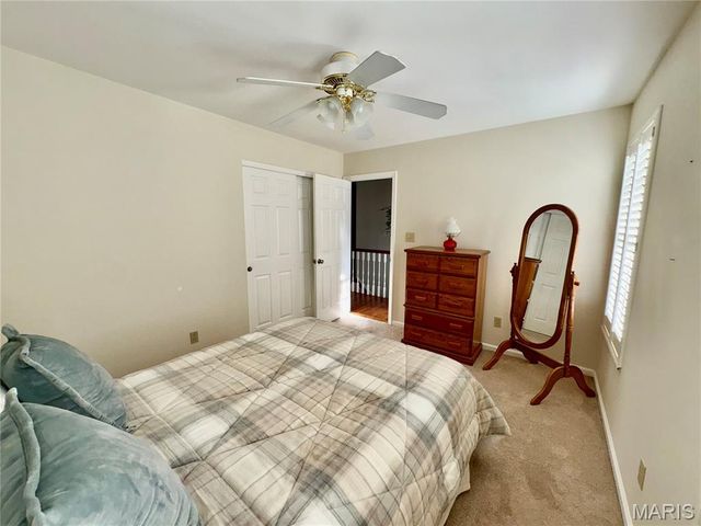 400 Hunters Crossing Court, Wildwood, MO 63040