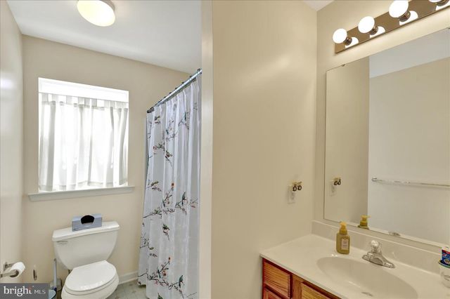105 MARQUIS DR, Coatesville, PA 19320