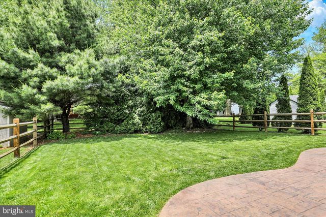 105 MARQUIS DR, Coatesville, PA 19320