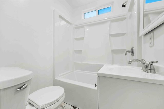 6121 E Olympic, Los Angeles, CA 90022