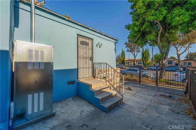 6121 E Olympic, Los Angeles, CA 90022