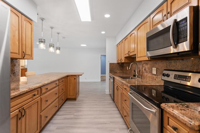 317 NE 3RD Avenue, Dania Beach, FL 33004