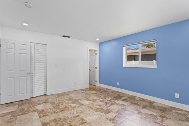 317 NE 3RD Avenue, Dania Beach, FL 33004