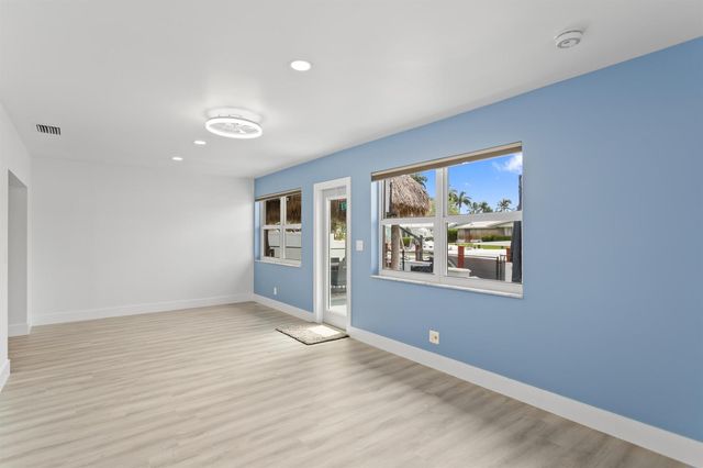 317 NE 3RD Avenue, Dania Beach, FL 33004