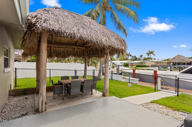 317 NE 3RD Avenue, Dania Beach, FL 33004