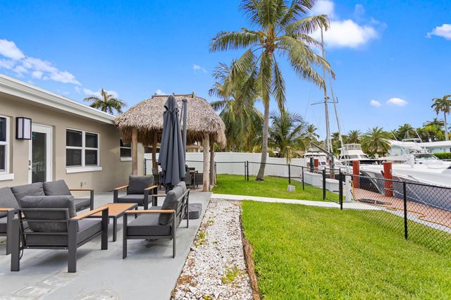 317 NE 3RD Avenue, Dania Beach, FL 33004