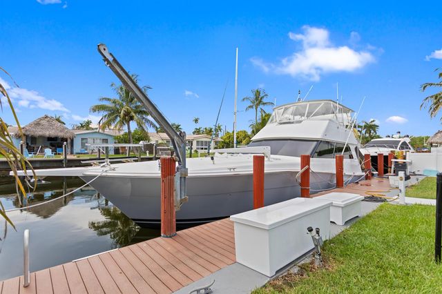 317 NE 3RD Avenue, Dania Beach, FL 33004