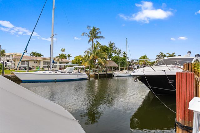 317 NE 3RD Avenue, Dania Beach, FL 33004