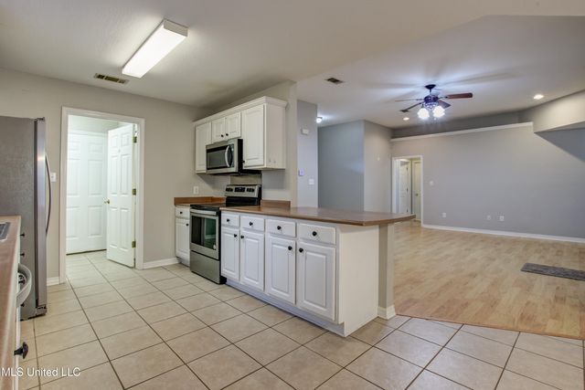 8713 Martin Bluff Road, Gautier, MS 39553