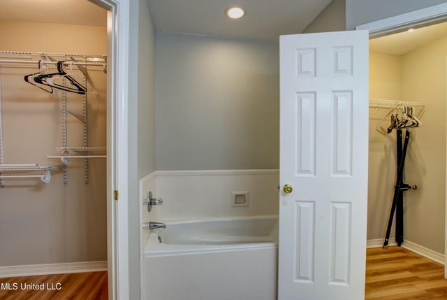 8713 Martin Bluff Road, Gautier, MS 39553