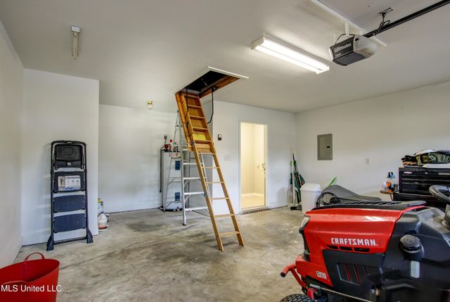 8713 Martin Bluff Road, Gautier, MS 39553