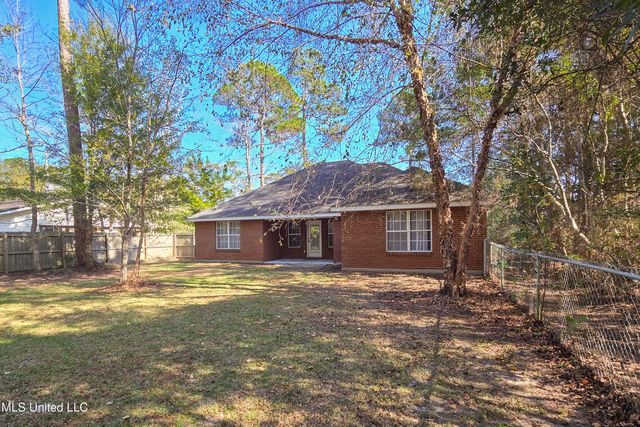 8713 Martin Bluff Road, Gautier, MS 39553