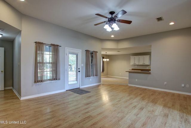 8713 Martin Bluff Road, Gautier, MS 39553