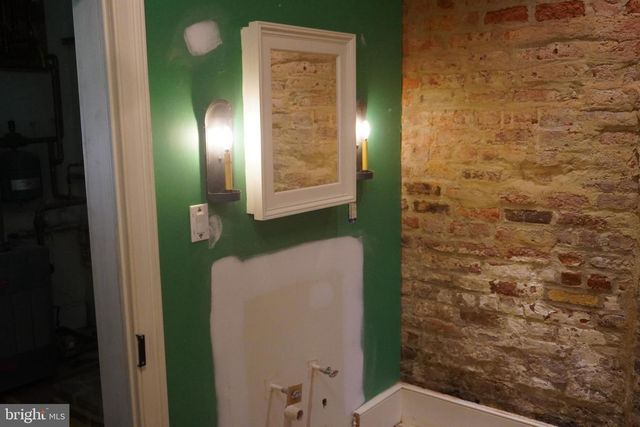 121 WASHINGTON ST, Falmouth, VA 22405