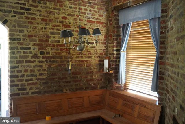 121 WASHINGTON ST, Falmouth, VA 22405