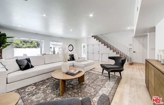 4640 Laurelgrove Avenue, Studio City (los Angeles), CA 91604