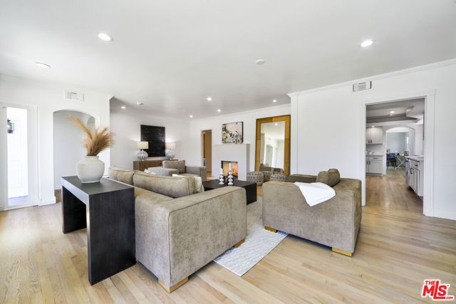 4640 Laurelgrove Avenue, Studio City (los Angeles), CA 91604