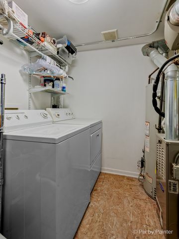 61 W Pier Drive 201, Westmont, IL 60559