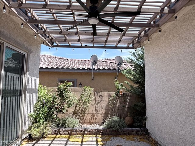 9936 Wildhorse Canyon Avenue, Las Vegas, NV 89166