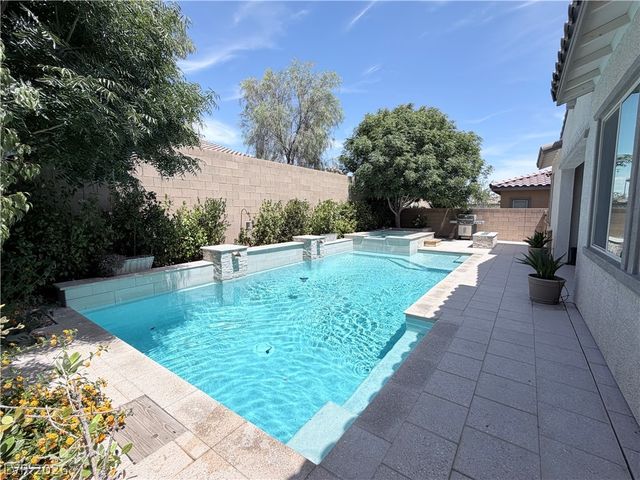 9936 Wildhorse Canyon Avenue, Las Vegas, NV 89166