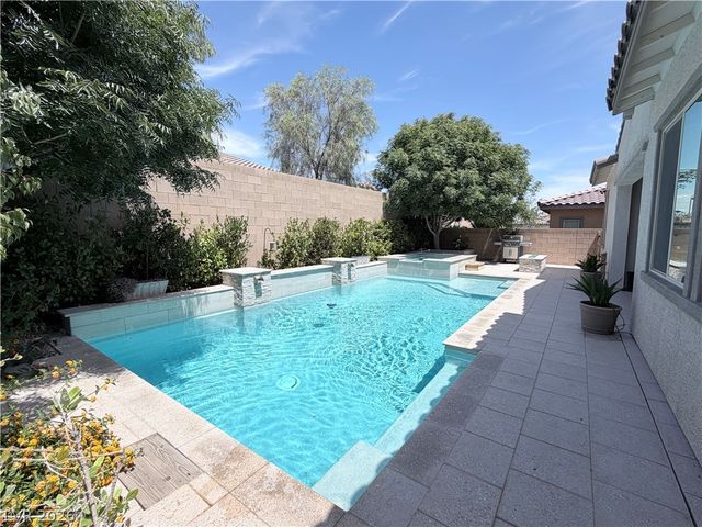 9936 Wildhorse Canyon Avenue, Las Vegas, NV 89166