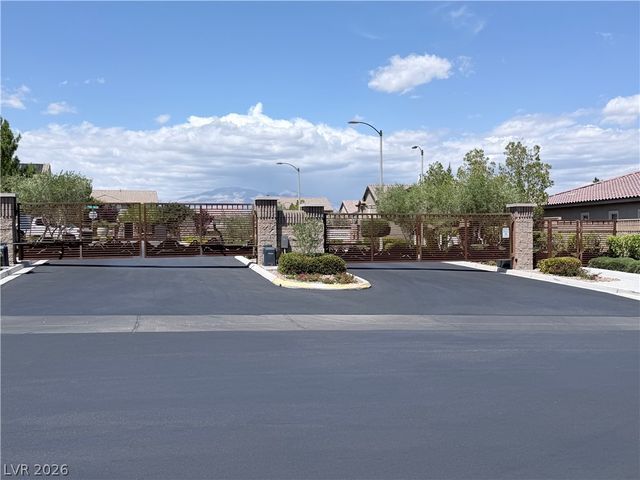 9936 Wildhorse Canyon Avenue, Las Vegas, NV 89166