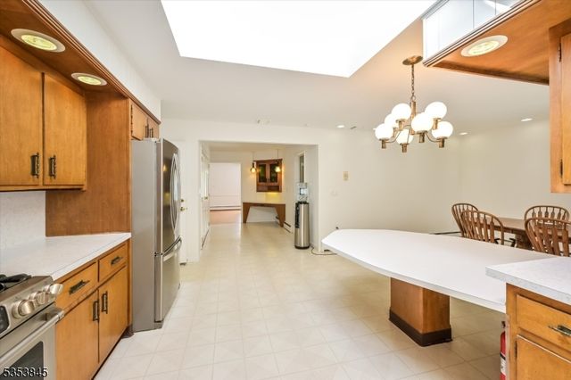 10 Emerson Pl, Wayne Twp., NJ 07470