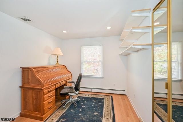 10 Emerson Pl, Wayne Twp., NJ 07470