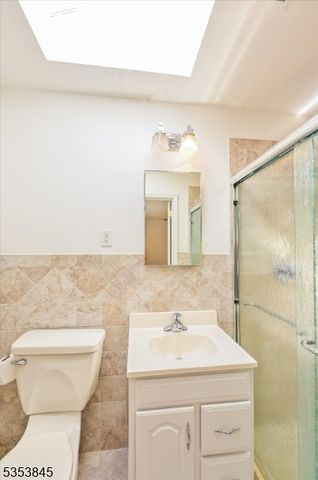 10 Emerson Pl, Wayne Twp., NJ 07470