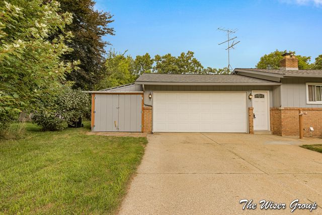 1861 Rupert Street NE, Grand Rapids, MI 49525